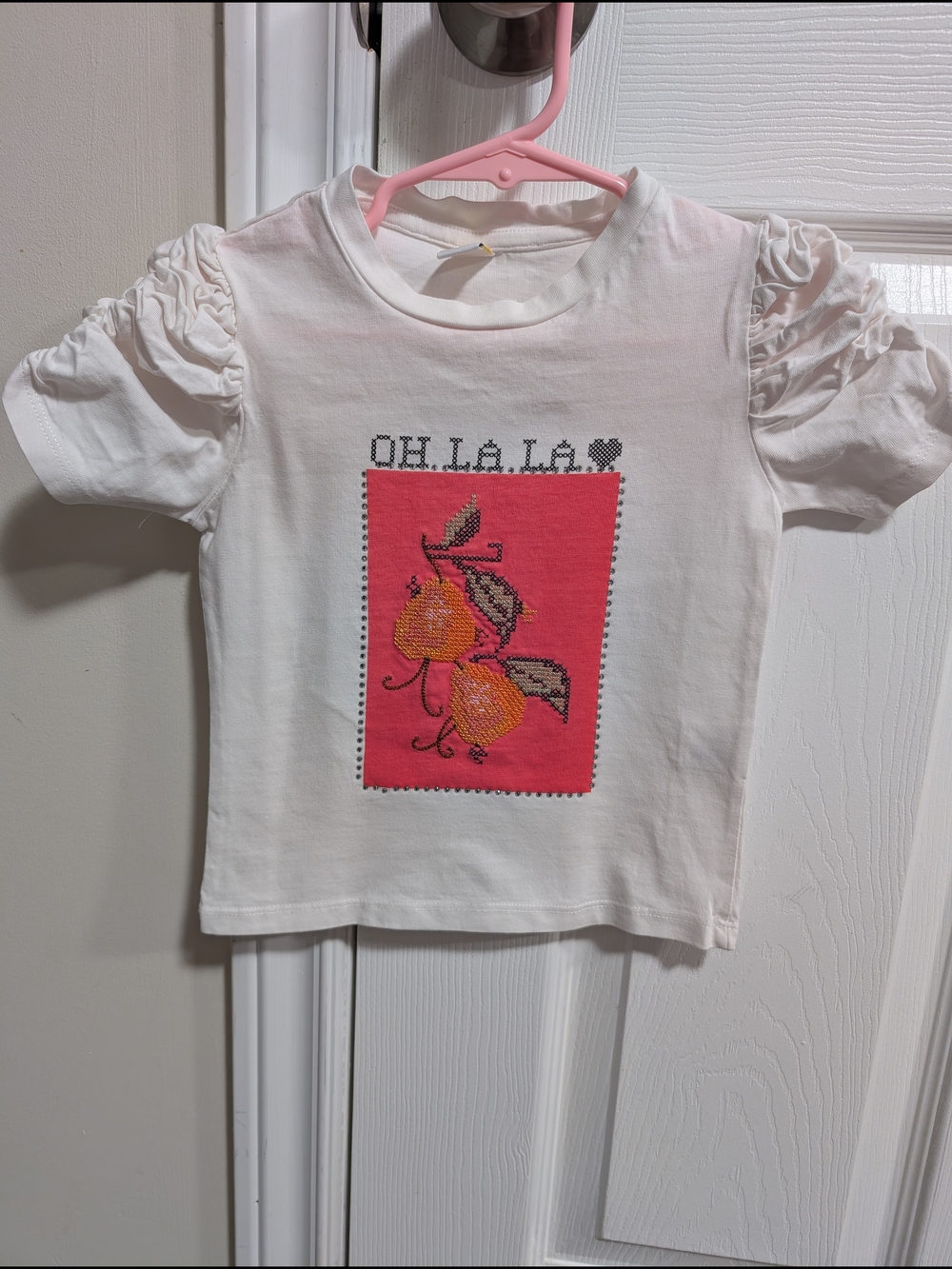 Kiwi White Girls' Tee with Pink Panel & Yellow Fruit Graphic